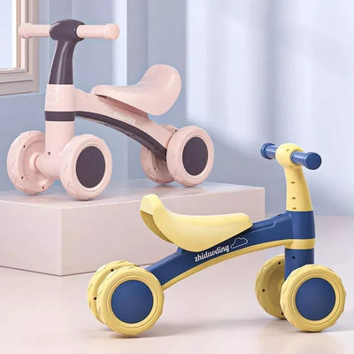 2歳から4歳まで ペダルなし 人気 車に乗る 子供用のミニ バランスバイク