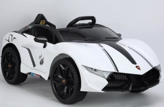 10歳児 電気自動車 2023年 13.8kg G.W とリモコンのRide On Toy