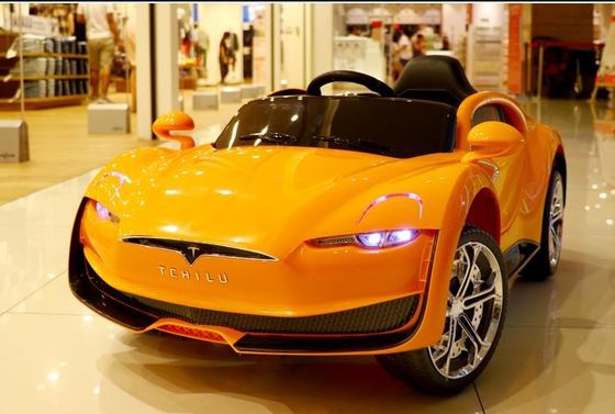 12V電池 自動車での乗車 子供向け 最大負荷40kgのPP素材で