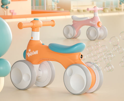 製品サイズ 56*30*45 音楽とバブル装置の車に乗る子供用の四輪車