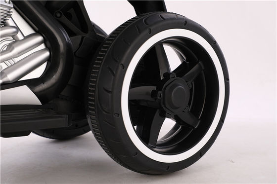 Ride On Toy Outletは,子供向けのカスタマイズされた12V電気自動車バイクを受け付けます.