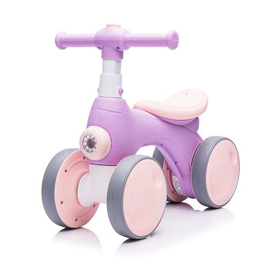 子どものスマートなバランスカーに乗るためのPPプラスチック車輪とバブル装置