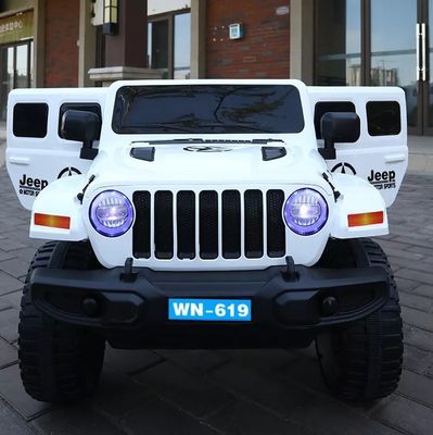 音楽とリモコン 4ホイール 子供用のおもちゃ車 12Vモーター 梱包 110X60X48