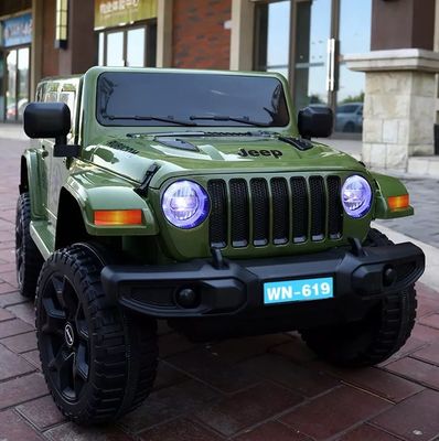 音楽とリモコン 4ホイール 子供用のおもちゃ車 12Vモーター 梱包 110X60X48