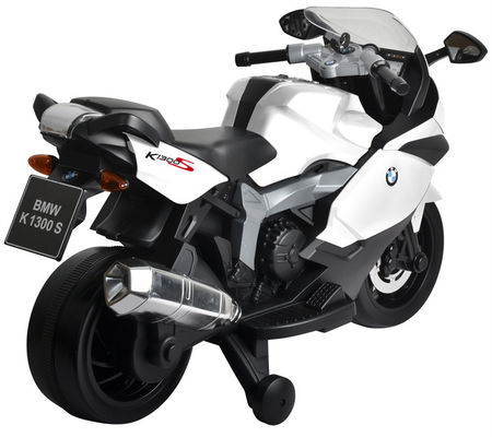 5歳児が電気自動車に乗る 6V12Vのミニバイクバッテリー