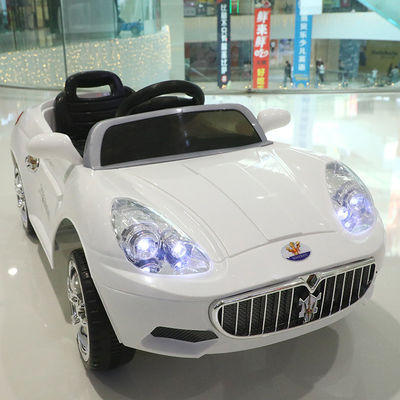 熱い電気 プラスチック キッズ トイシー 車に乗る 4輪車 6歳児向け