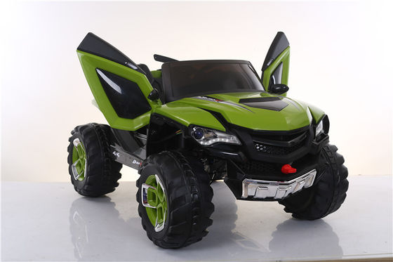 12V プラスチックの四輪駆動 多機能 玩具車に乗る MP3 機能 子供向け