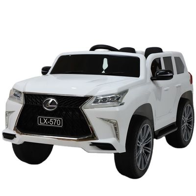 12V バッテリー 搭載 電気 車 に 乗っ て いる 子供 たち