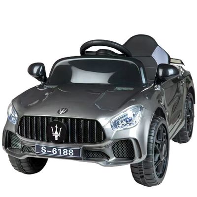 リモコン付きの電気自動車2023年 プラスチックの幼児教育
