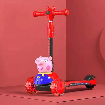 折りたたむ機能音楽照明とPUホイールと子供ペダルスケートボードスクーター車