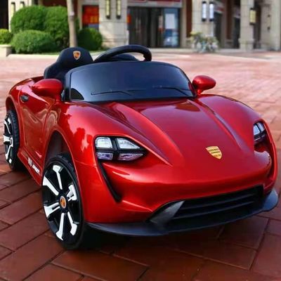 プラスチック製の子供 電気自動車をリモコンで運転 3-6歳 6V4.0AH*2 バッテリー