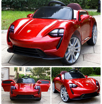 プラスチック製の子供 電気自動車をリモコンで運転 3-6歳 6V4.0AH*2 バッテリー