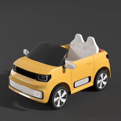 幼稚園のリモコンを搭載した子供のための12Vのおもちゃ車でプラスチック式電気ドライブ