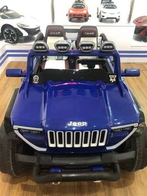 プラスチック製 子供用 電動 玩具 車 に 乗っ て 超 大きめの 収納 箱 と 四輪 を 備える
