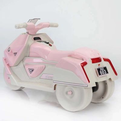 リモコンとバッテリーで電動車に乗れる 6V ベビーバイク