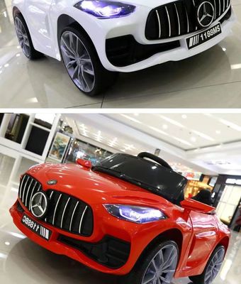 4輪の子供用のプラスチック製の電気玩具 車に乗る 2.4Gリモコンと12Vのバッテリー