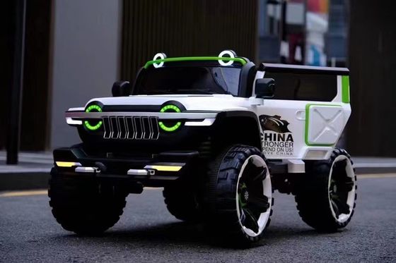 大量12V充電式電池 トイ・ライド・オン 電気自動車 子供用 4×4 格安で