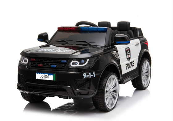 警官に乗る プラスチック車 子供のための電気玩具 音楽と光が含まれています