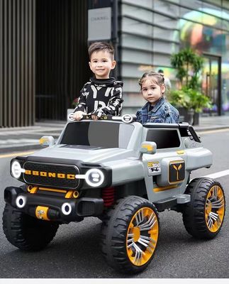 2023年 白色PP 四輪電気自動車 子供向け 四輪駆動車にアップグレード可能